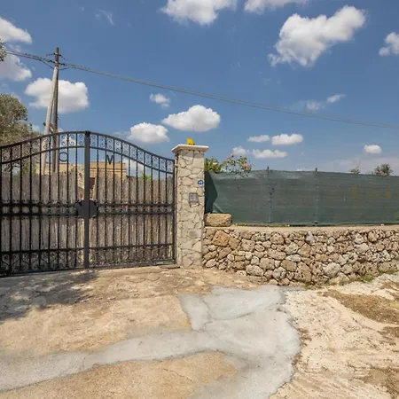 Balia Corsano (Apulia)